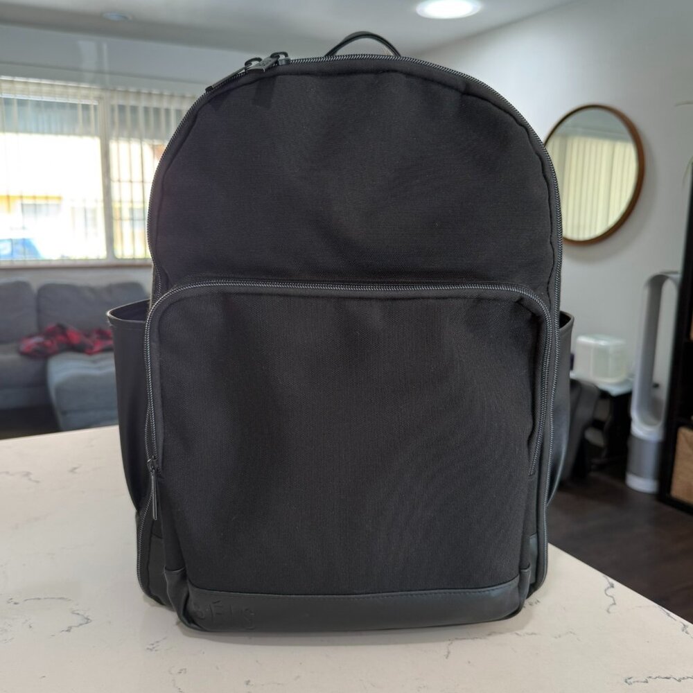BEIS The Travel Backpack in Black EXCELLENT CONDITION